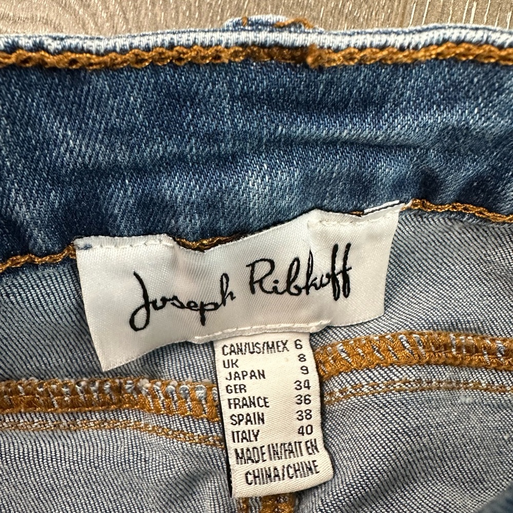 Joseph Ribkoff Floral Embroidered Rhinestone Jeans Sz 4 - Picture 5 of 8